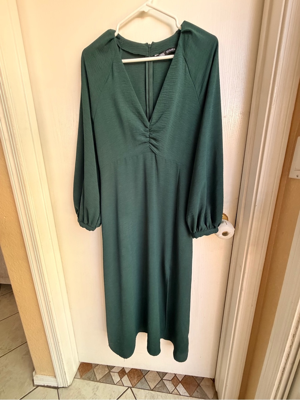 Zara Emerald Green V-Neck Midi Dress